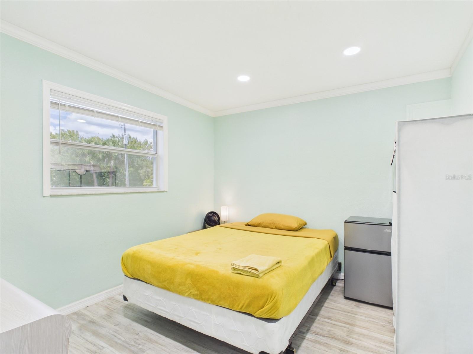 Image 10 of 25 For 420 Greenwich Avenue Nw