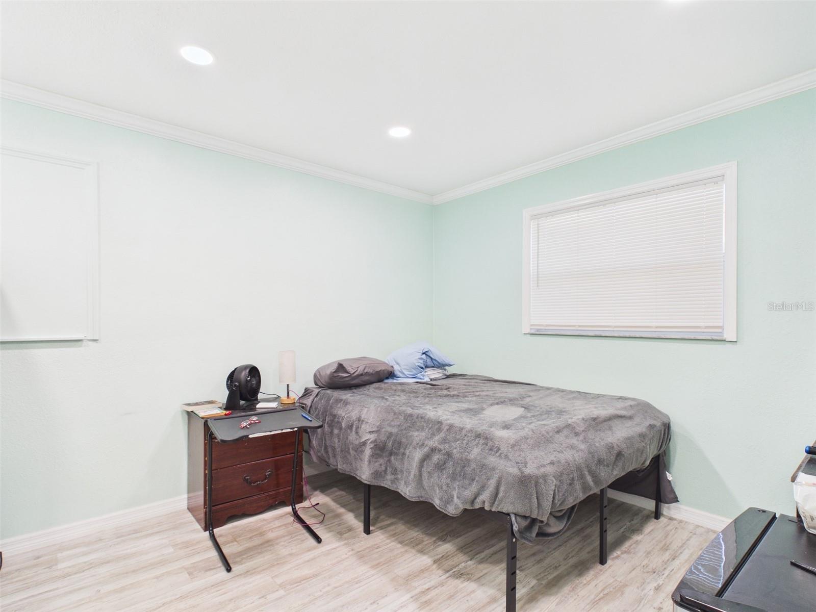 Image 11 of 25 For 420 Greenwich Avenue Nw