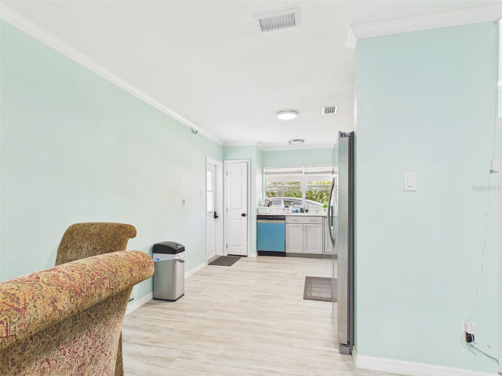 Image 7 of 25 For 420 Greenwich Avenue Nw