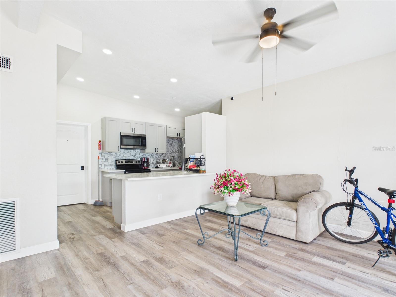 Image 3 of 23 For 22040 Felton Avenue