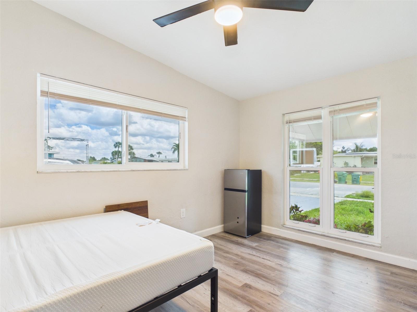 Image 8 of 23 For 22040 Felton Avenue