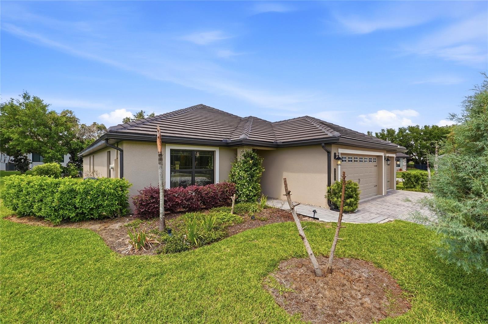 Image 39 of 54 For 4000 Juliana Lake Drive