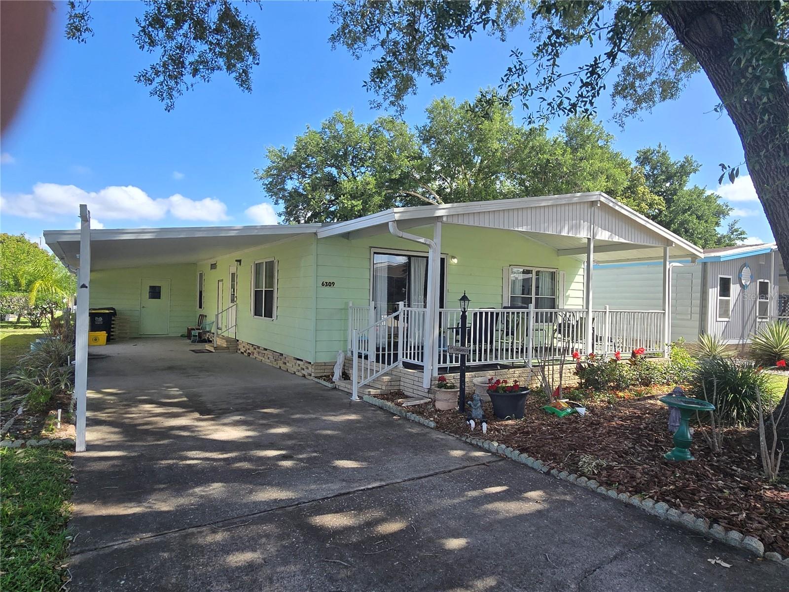 Details for 6309 Grove Pointe Drive Se, WINTER HAVEN, FL 33884