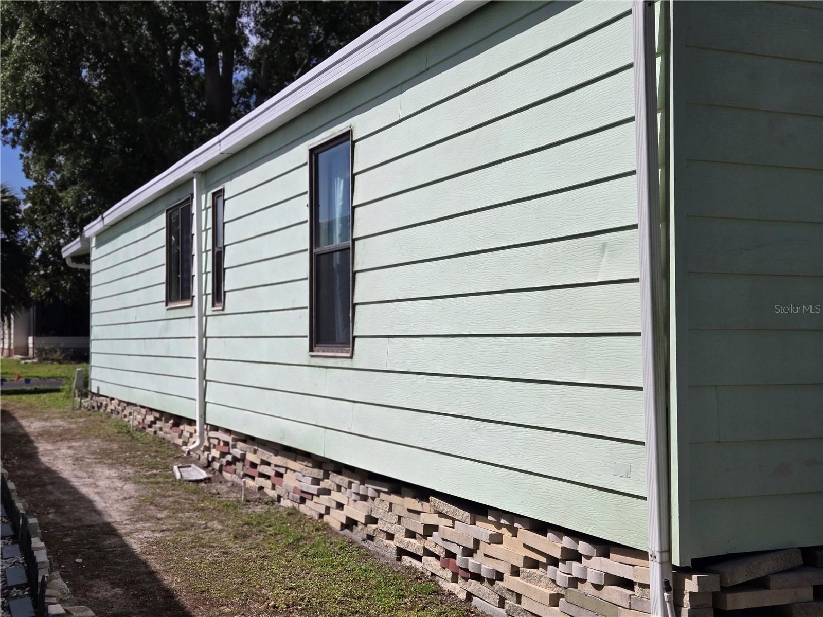 Image 10 of 53 For 6309 Grove Pointe Drive Se