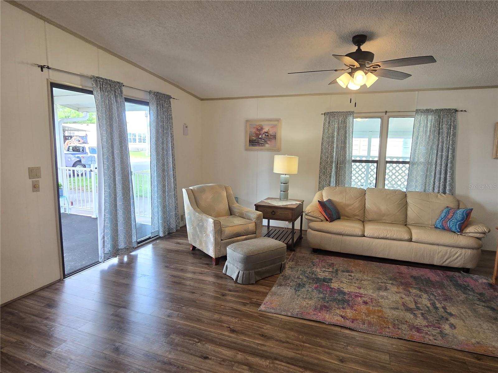 Image 19 of 53 For 6309 Grove Pointe Drive Se