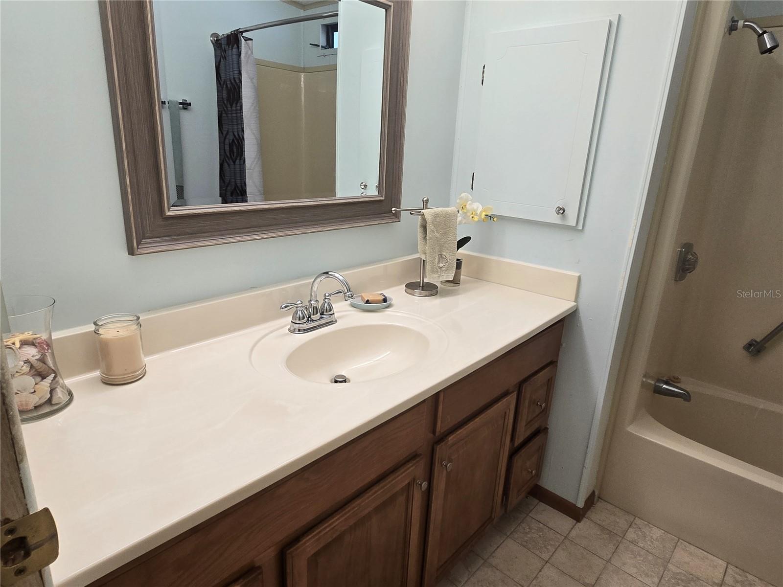 Image 35 of 53 For 6309 Grove Pointe Drive Se