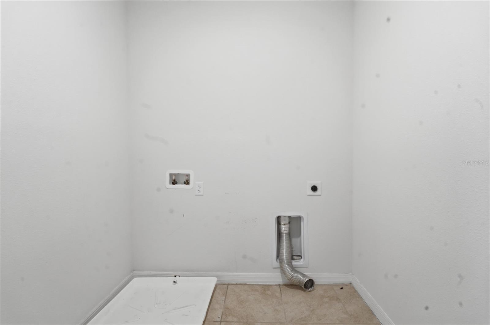 Image 40 of 45 For 1356 Berry Lane