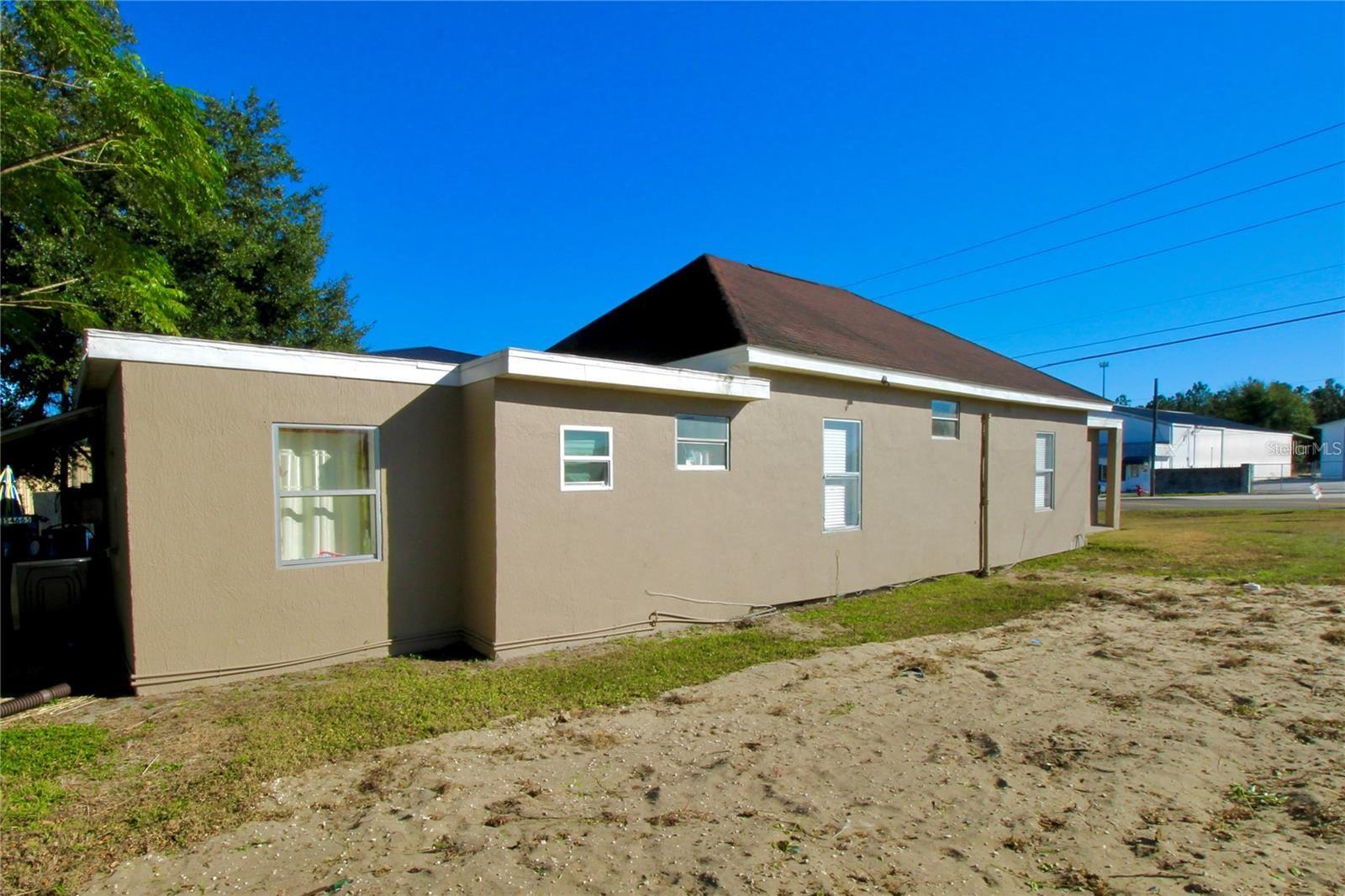 Image 22 of 28 For 610 Dundee Road 1