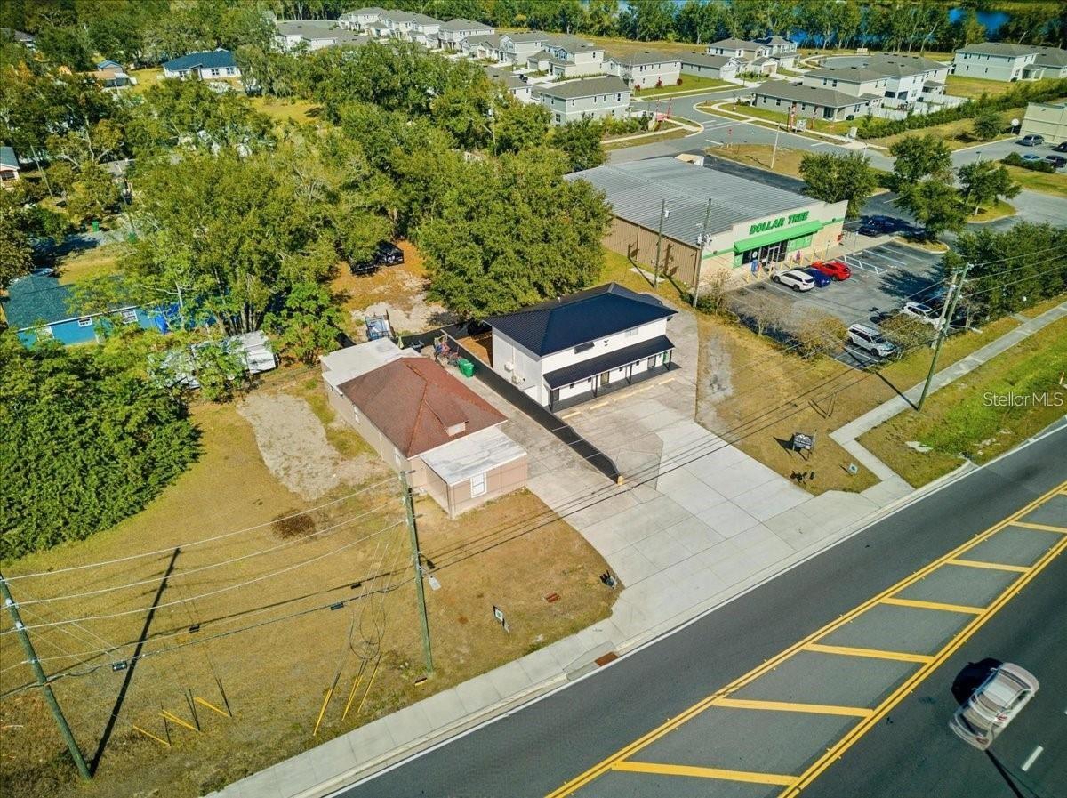 Image 26 of 28 For 610 Dundee Road 1