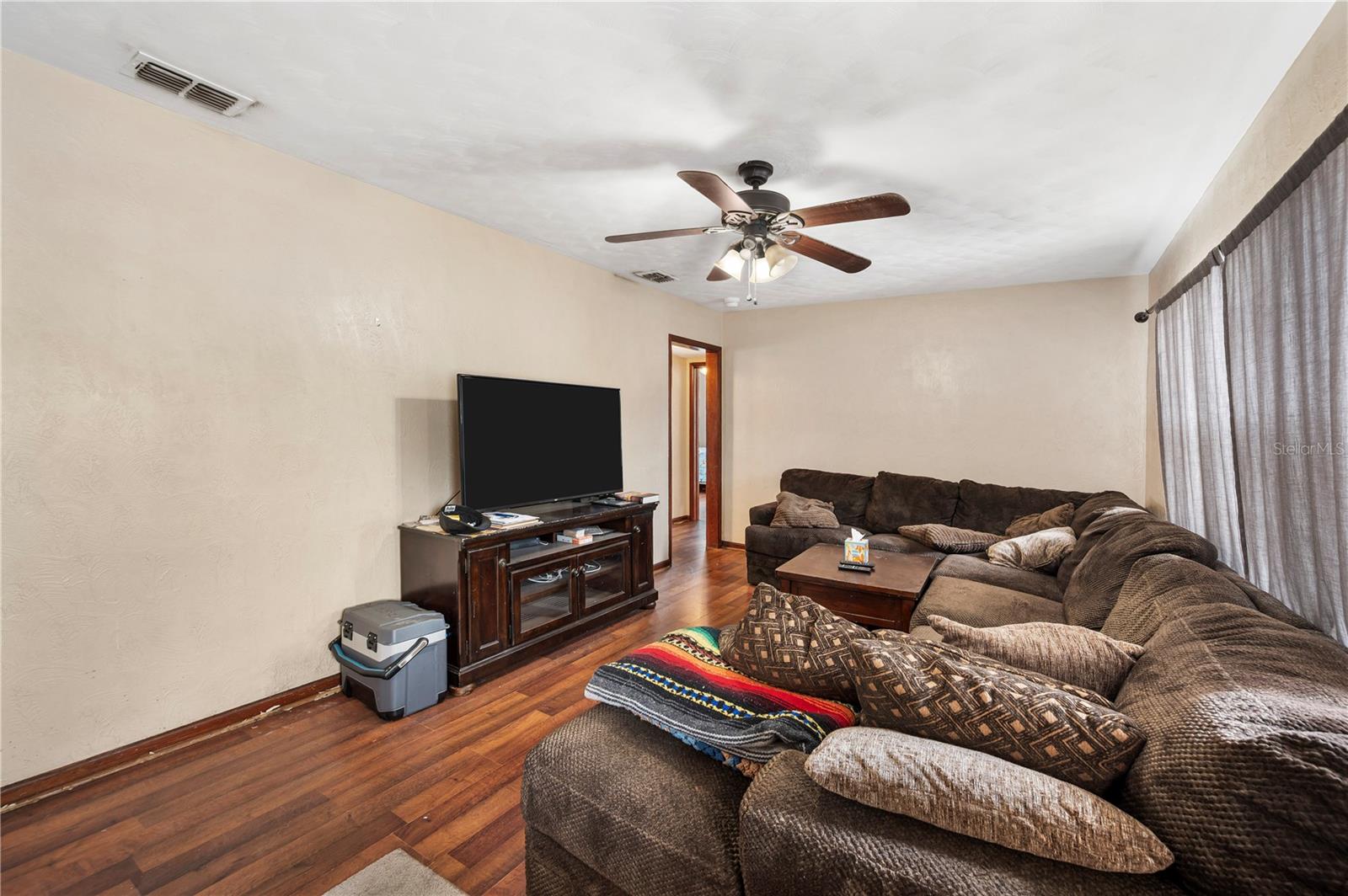 Image 6 of 33 For 113 4th Jpv Street