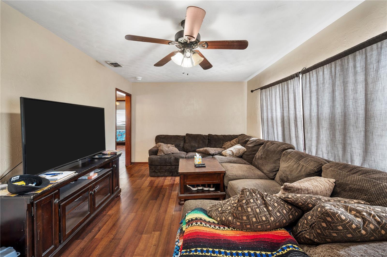 Image 7 of 33 For 113 4th Jpv Street