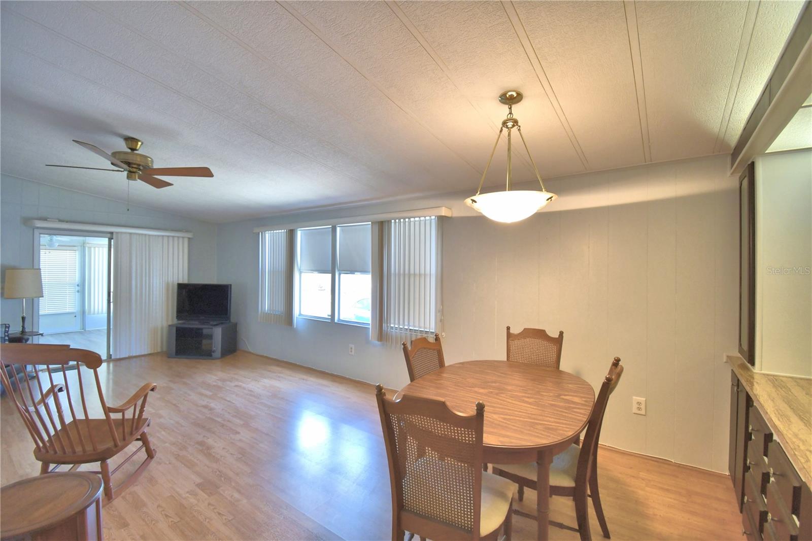 Image 13 of 65 For 4155 Sprucewood Street