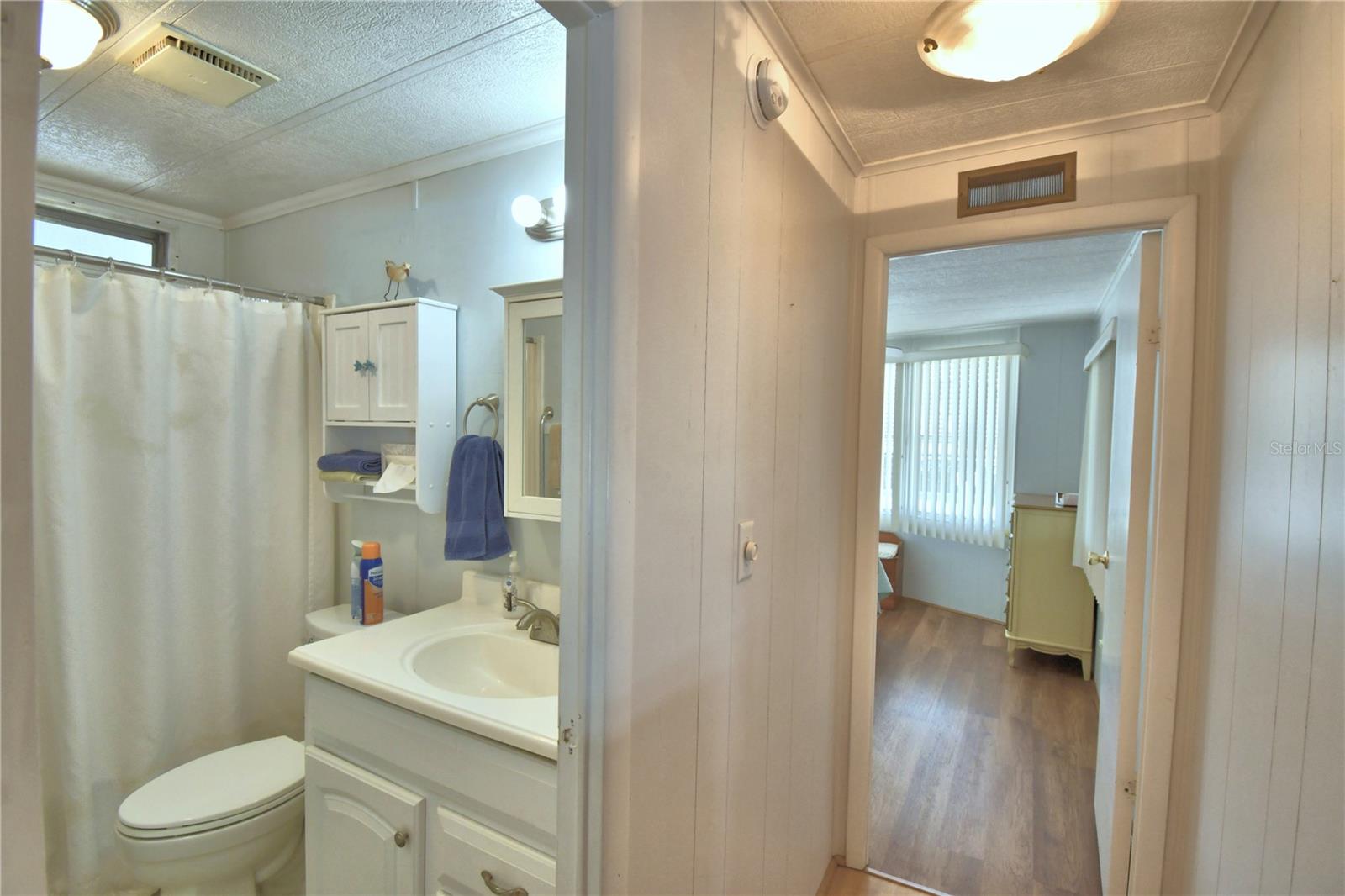 Image 22 of 65 For 4155 Sprucewood Street