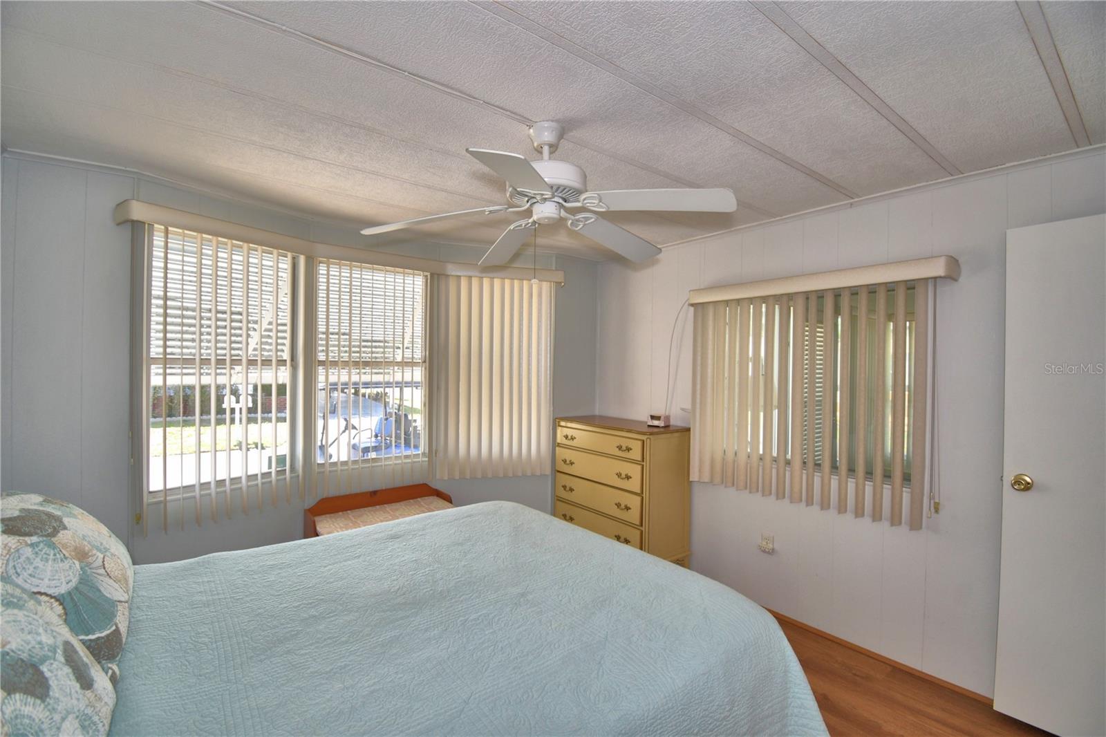 Image 26 of 65 For 4155 Sprucewood Street