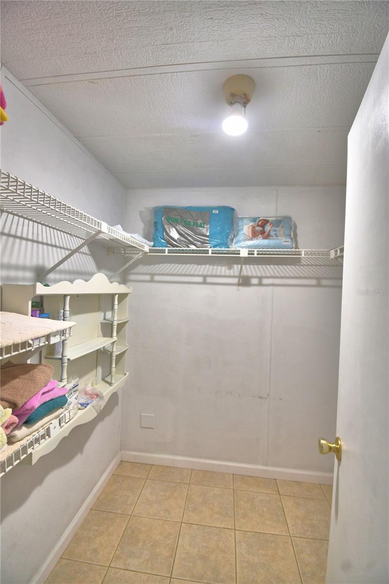 Image 36 of 65 For 4155 Sprucewood Street