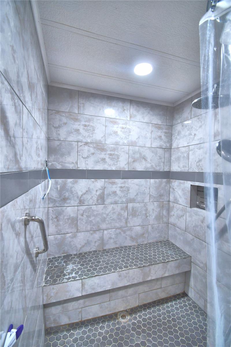 Image 38 of 65 For 4155 Sprucewood Street