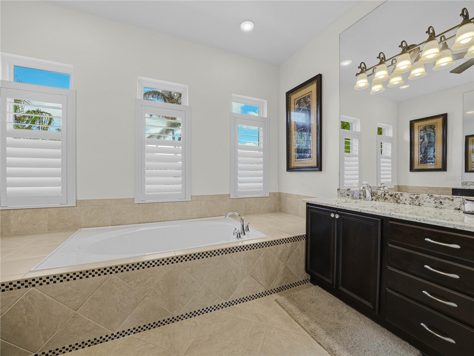 Image 39 of 80 For 5457 Hogan Lane