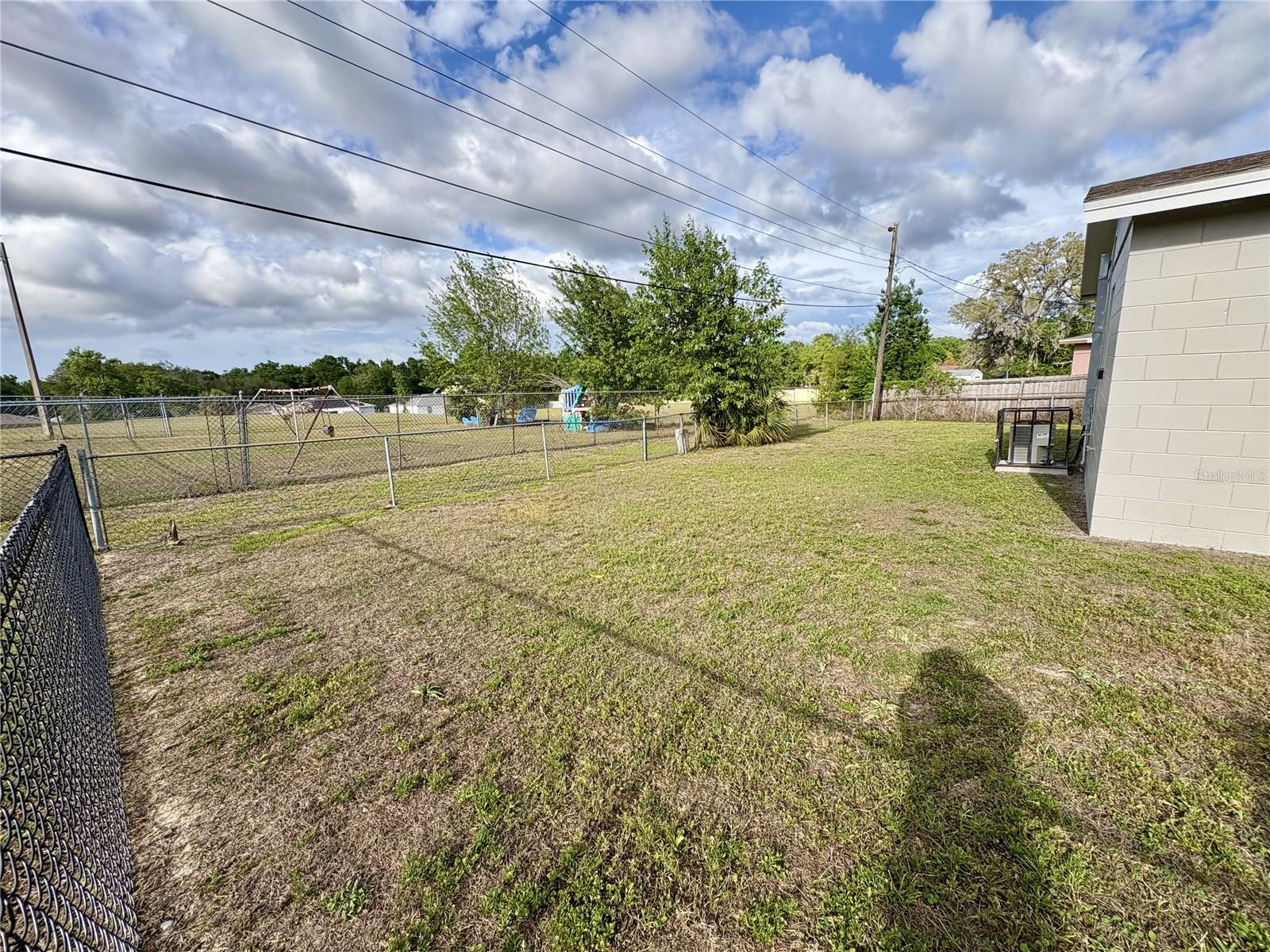 Image 6 of 25 For 915 13th Street