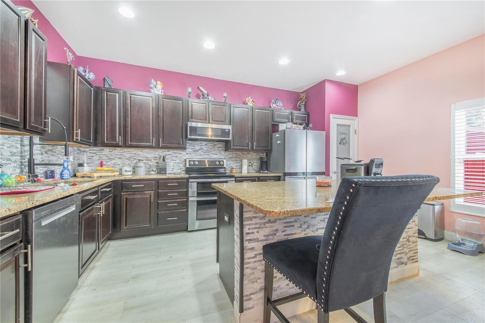 Image 10 of 23 For 1382 Salisbury Drive