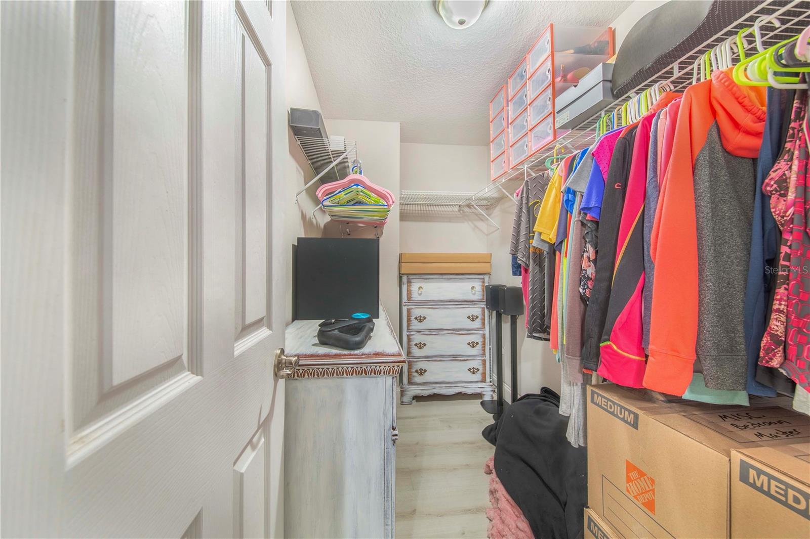 Image 17 of 23 For 1382 Salisbury Drive