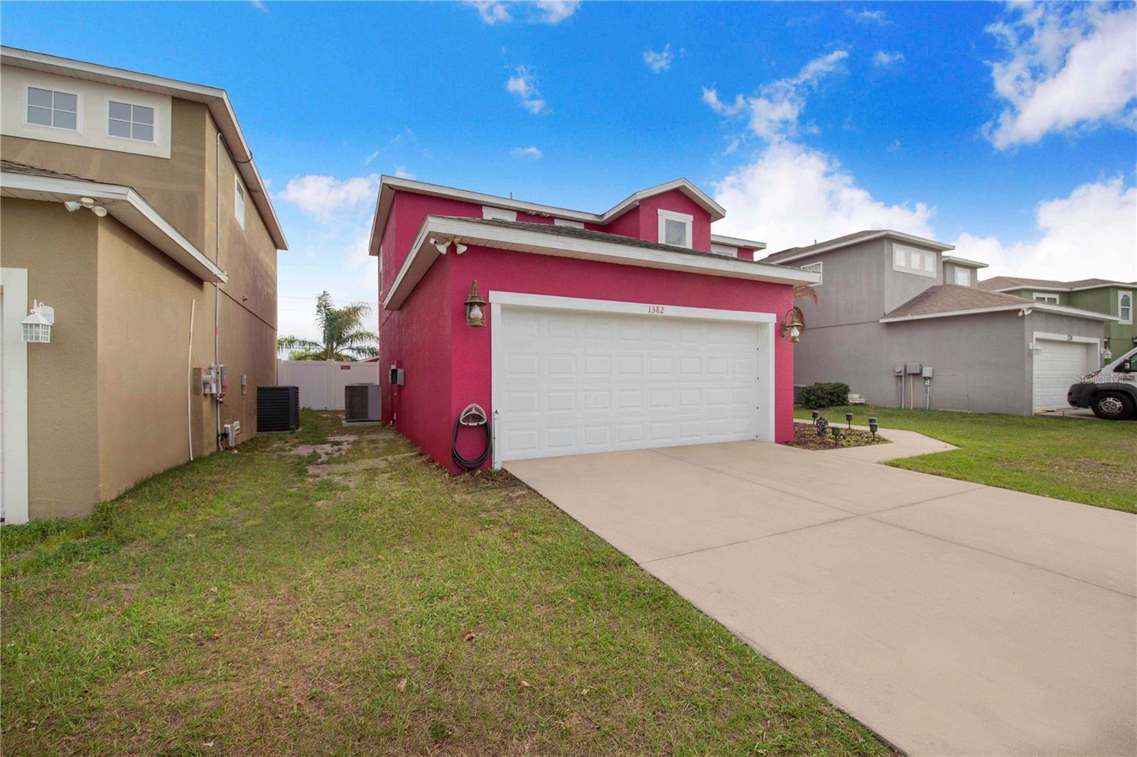 Image 2 of 23 For 1382 Salisbury Drive