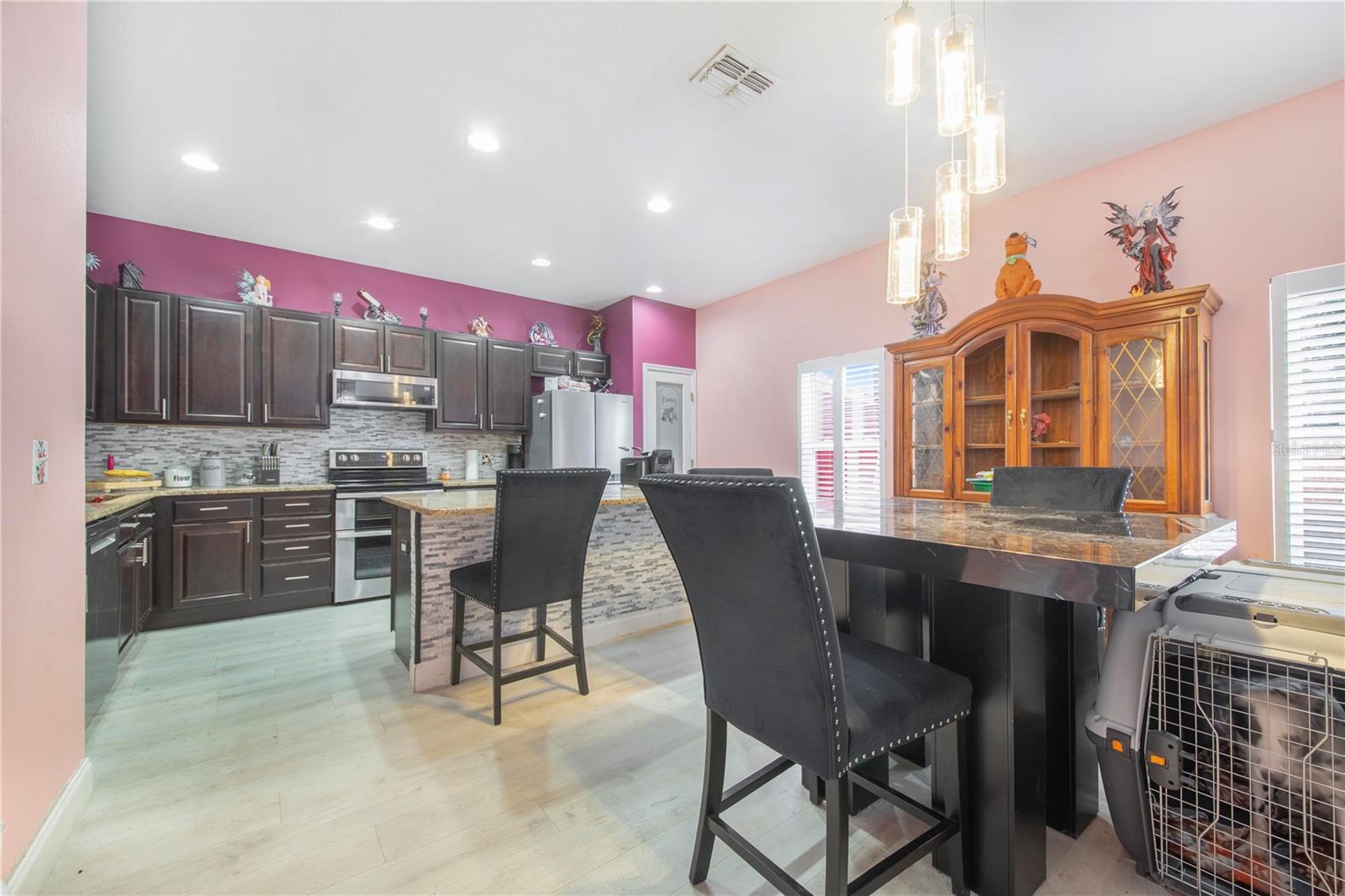 Image 9 of 23 For 1382 Salisbury Drive