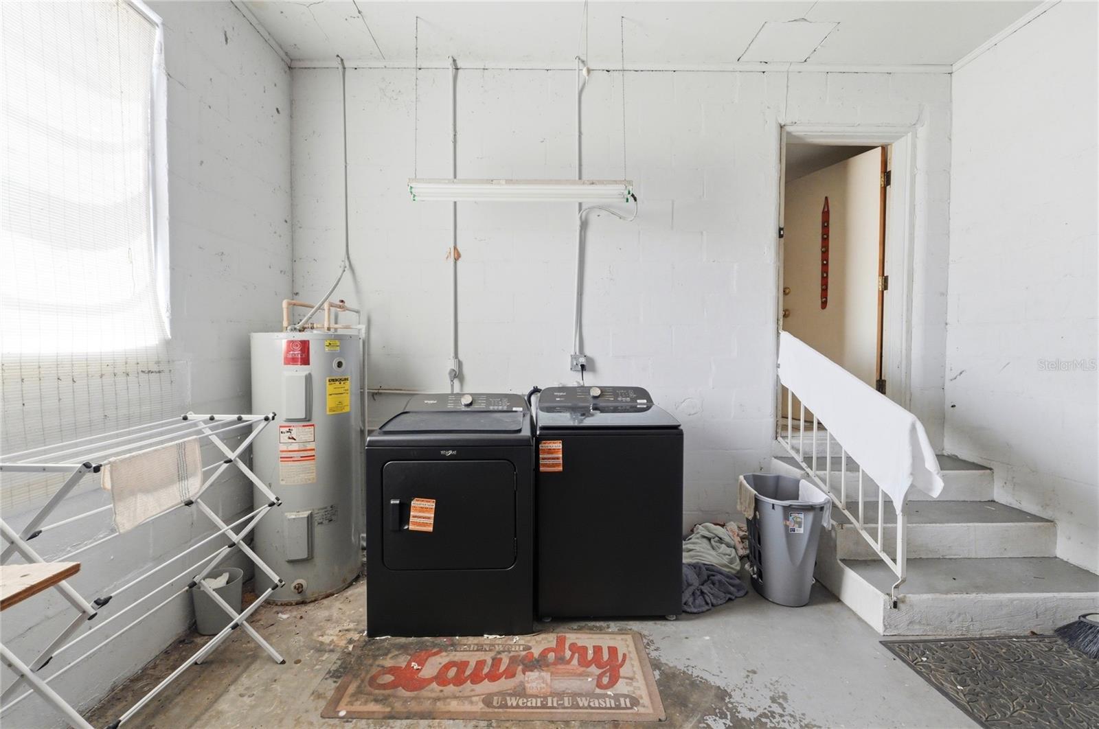 Image 41 of 42 For 104 11th Street Se