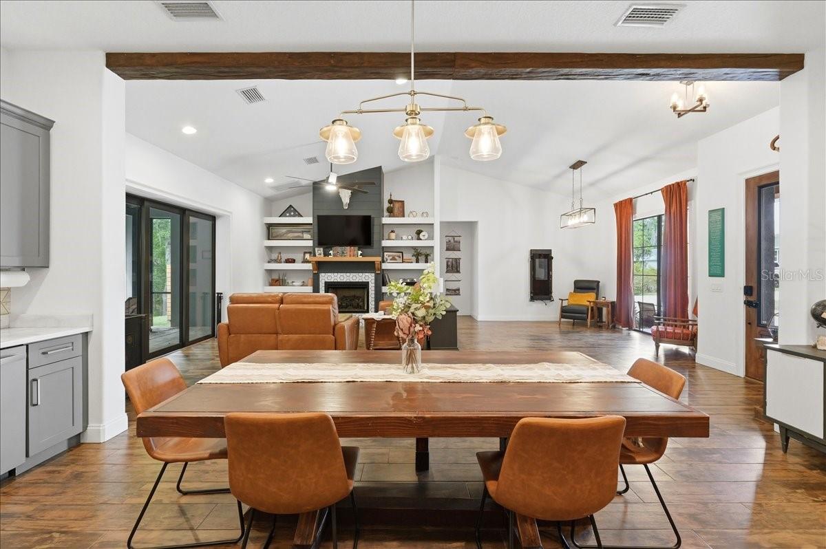 Image 13 of 53 For 6422 Forestwood Drive W