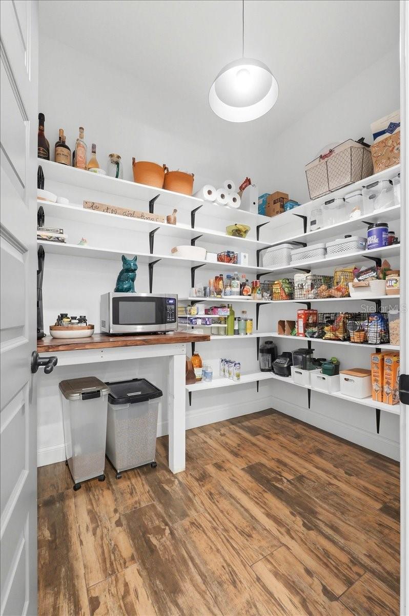 Image 21 of 53 For 6422 Forestwood Drive W