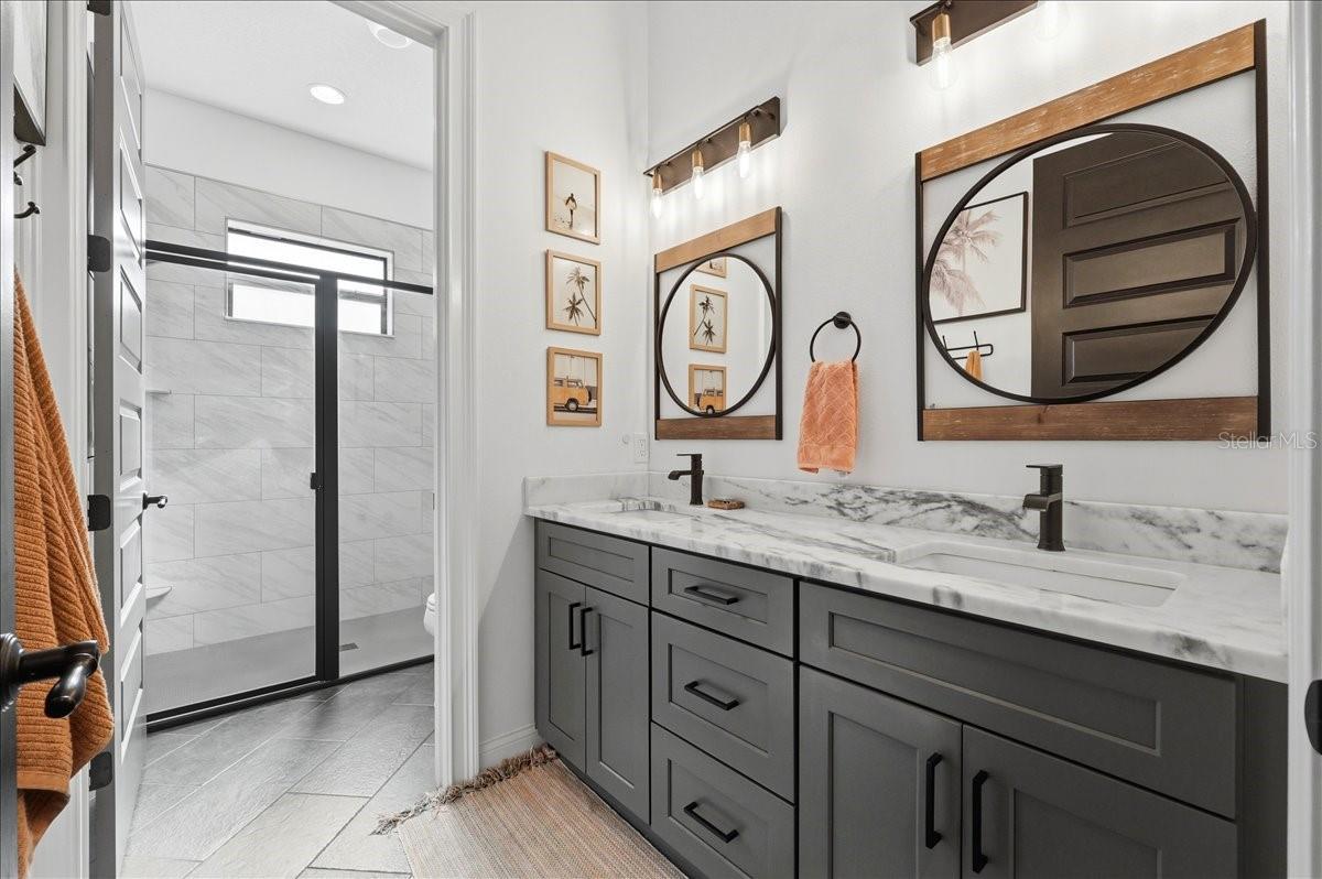 Image 36 of 53 For 6422 Forestwood Drive W