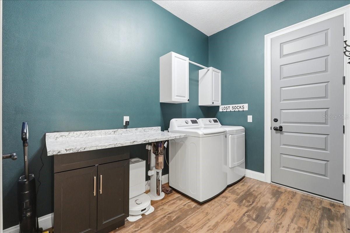 Image 39 of 53 For 6422 Forestwood Drive W