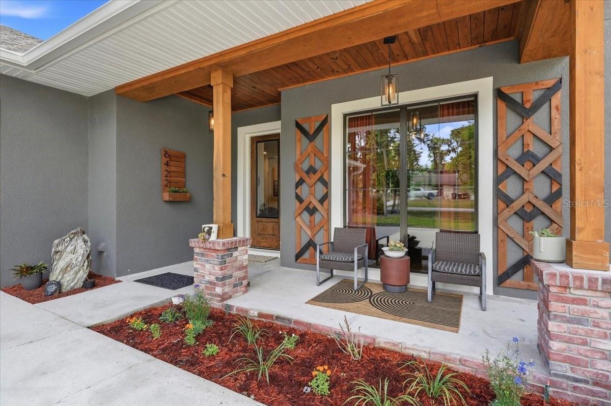 Image 4 of 53 For 6422 Forestwood Drive W