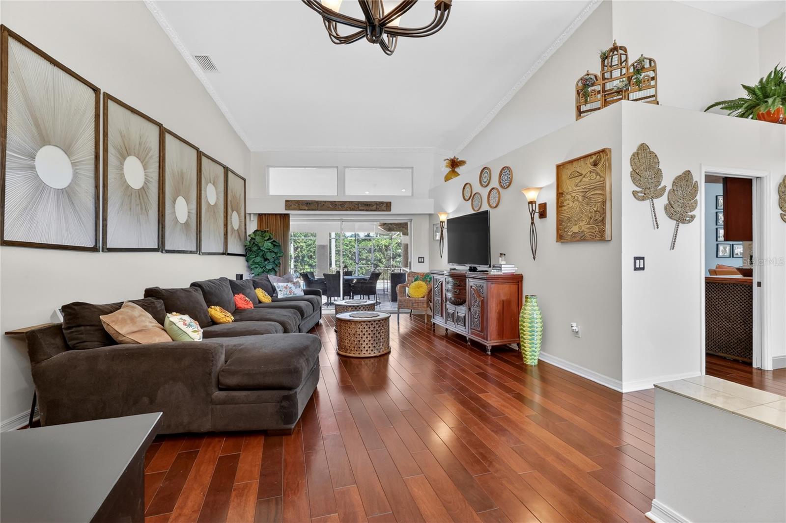 Image 12 of 84 For 5965 Pier Place Drive