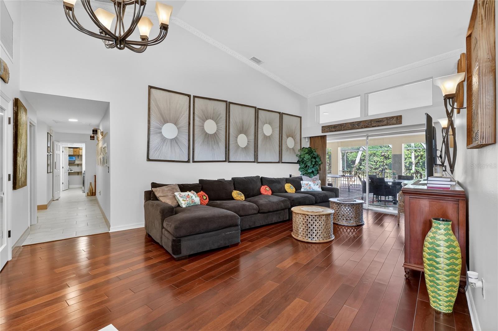 Image 13 of 84 For 5965 Pier Place Drive