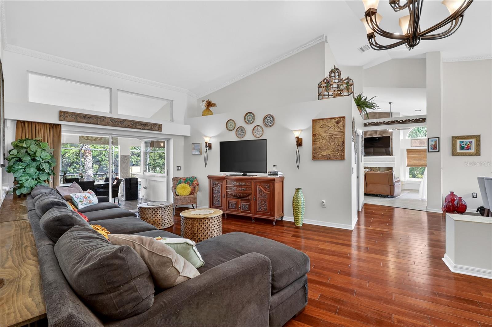 Image 14 of 84 For 5965 Pier Place Drive