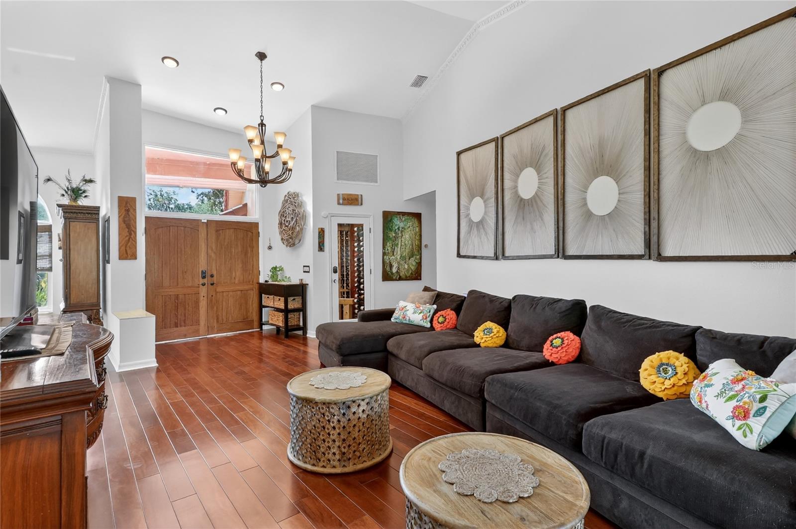 Image 16 of 84 For 5965 Pier Place Drive