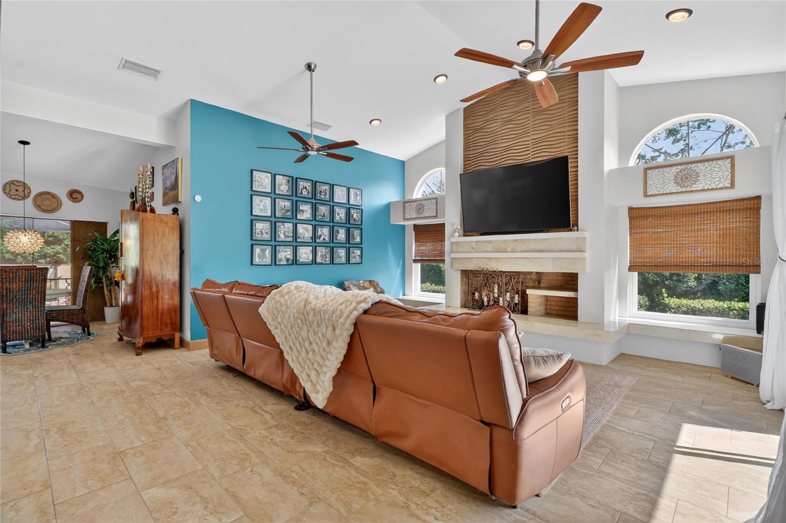 Image 20 of 84 For 5965 Pier Place Drive