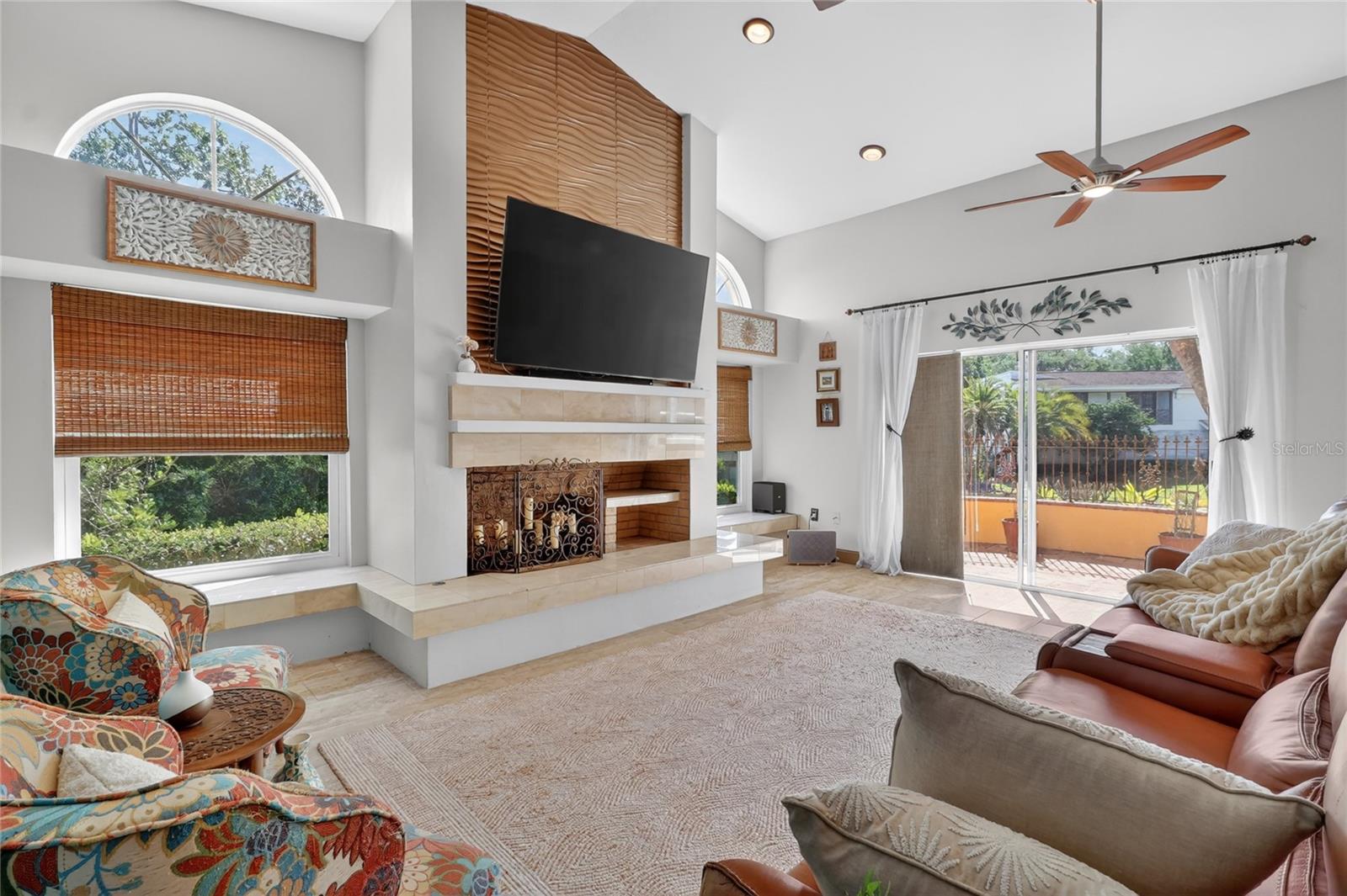 Image 21 of 84 For 5965 Pier Place Drive