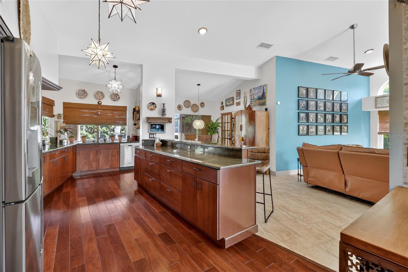 Image 26 of 84 For 5965 Pier Place Drive