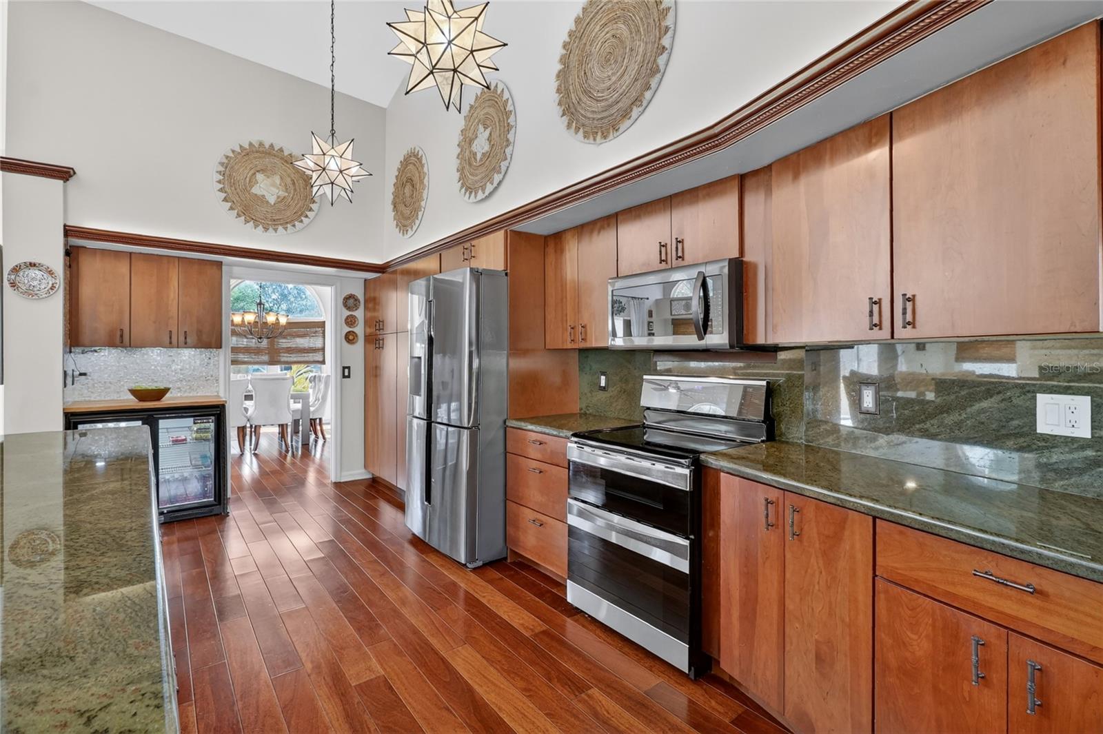 Image 30 of 84 For 5965 Pier Place Drive