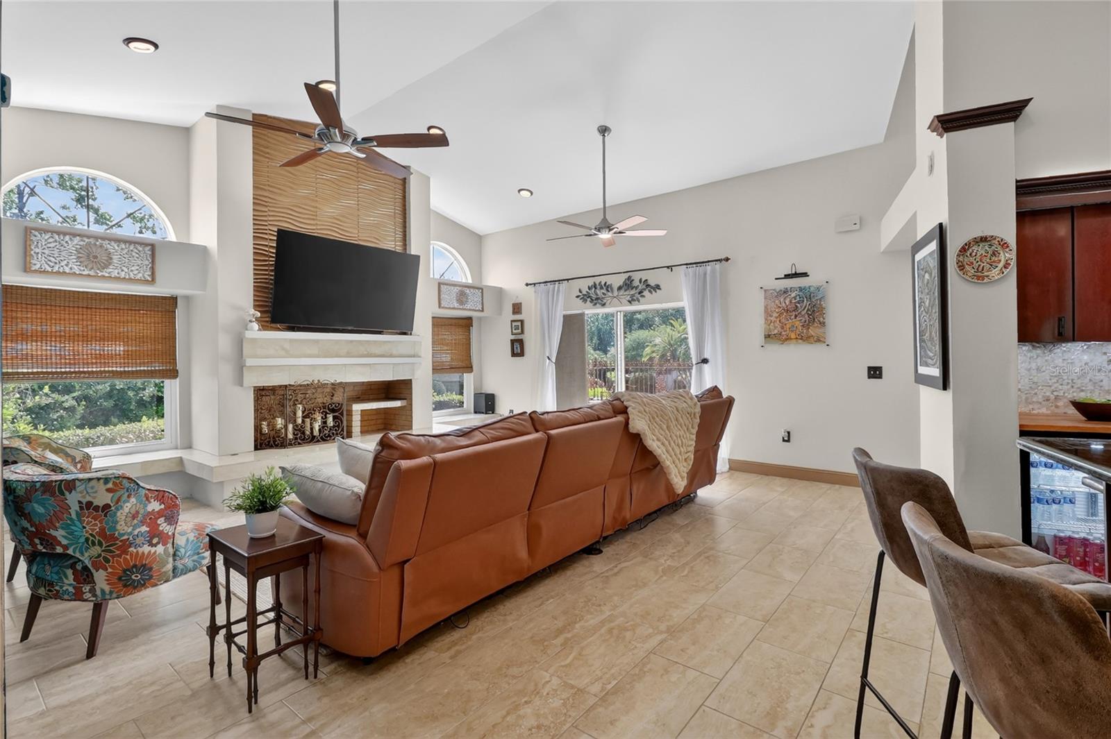 Image 32 of 84 For 5965 Pier Place Drive