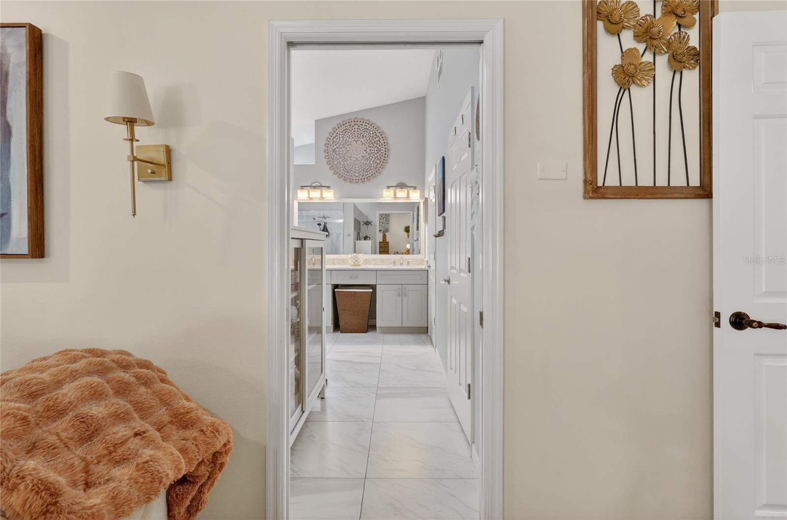 Image 49 of 84 For 5965 Pier Place Drive