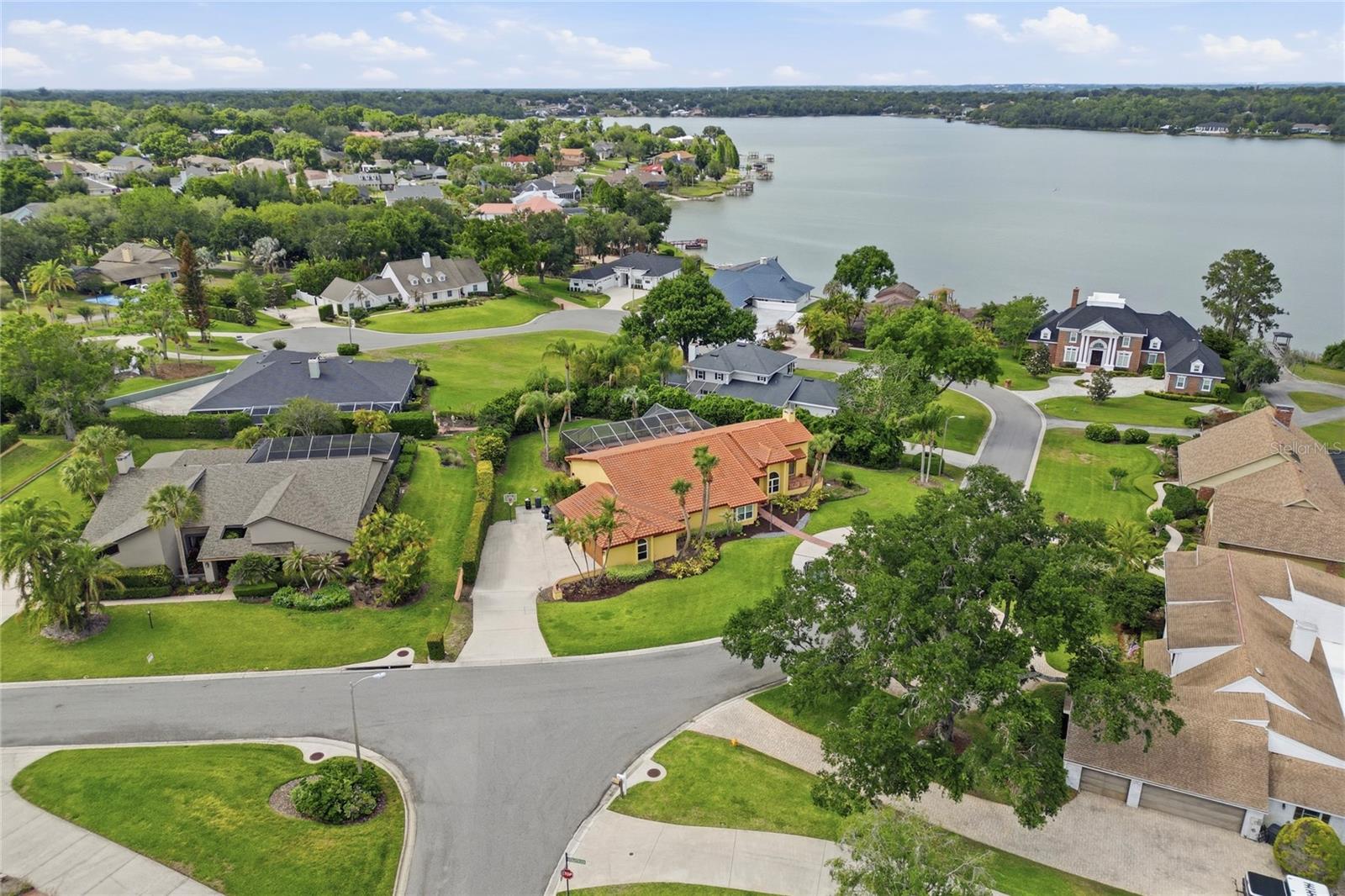 Image 5 of 84 For 5965 Pier Place Drive