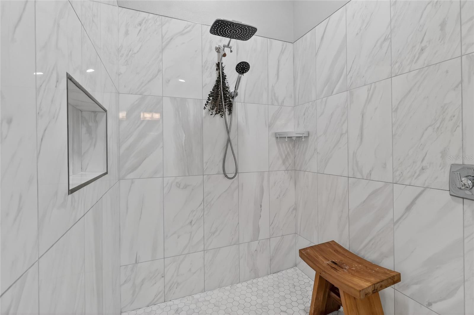 Image 53 of 84 For 5965 Pier Place Drive