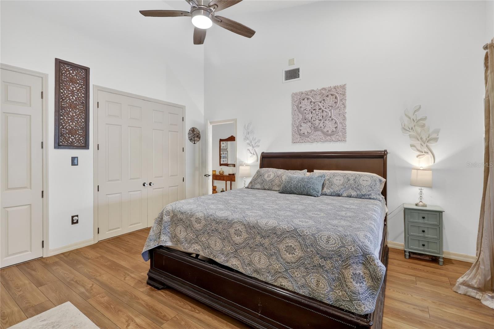 Image 61 of 84 For 5965 Pier Place Drive