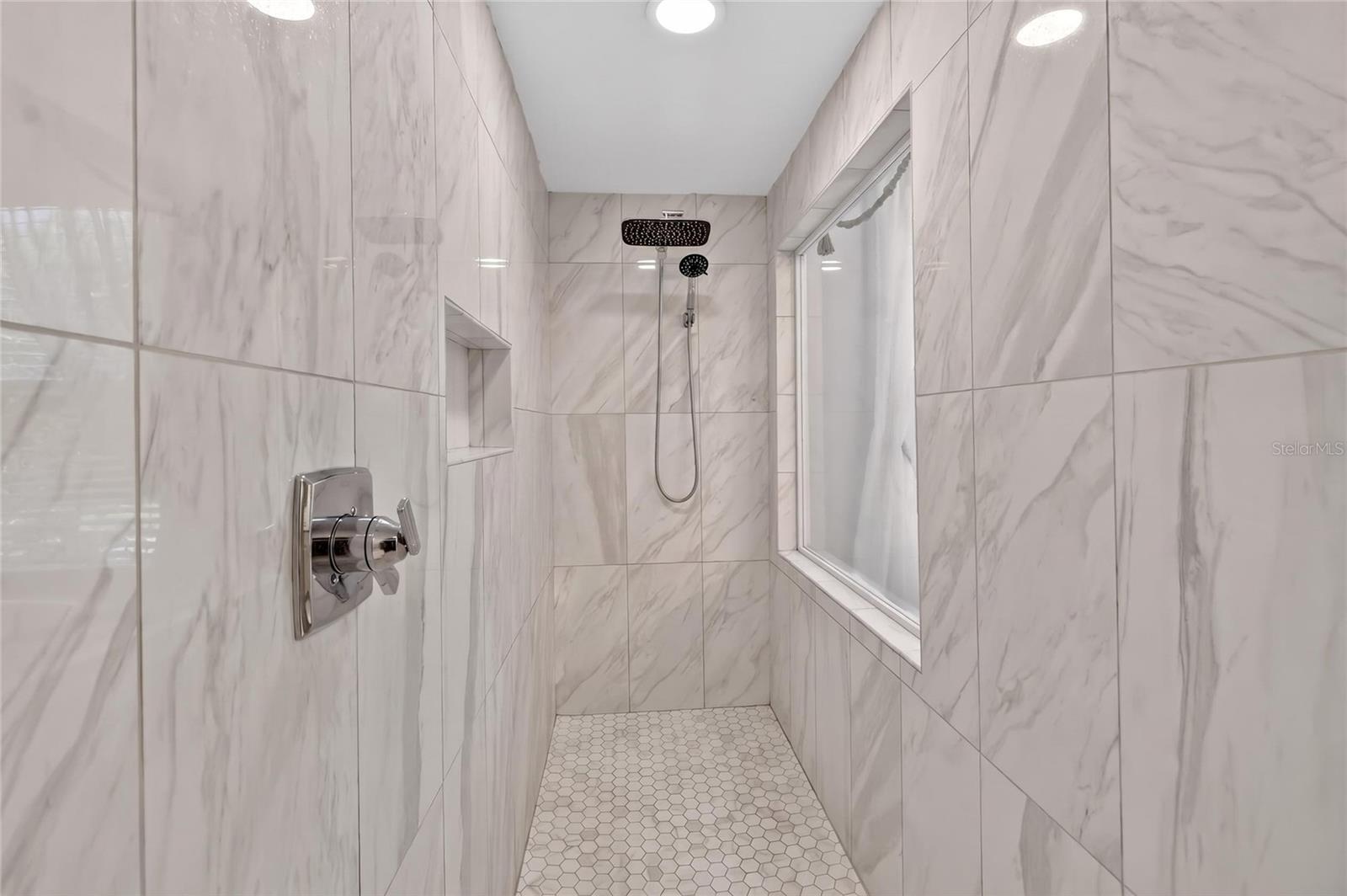 Image 65 of 84 For 5965 Pier Place Drive