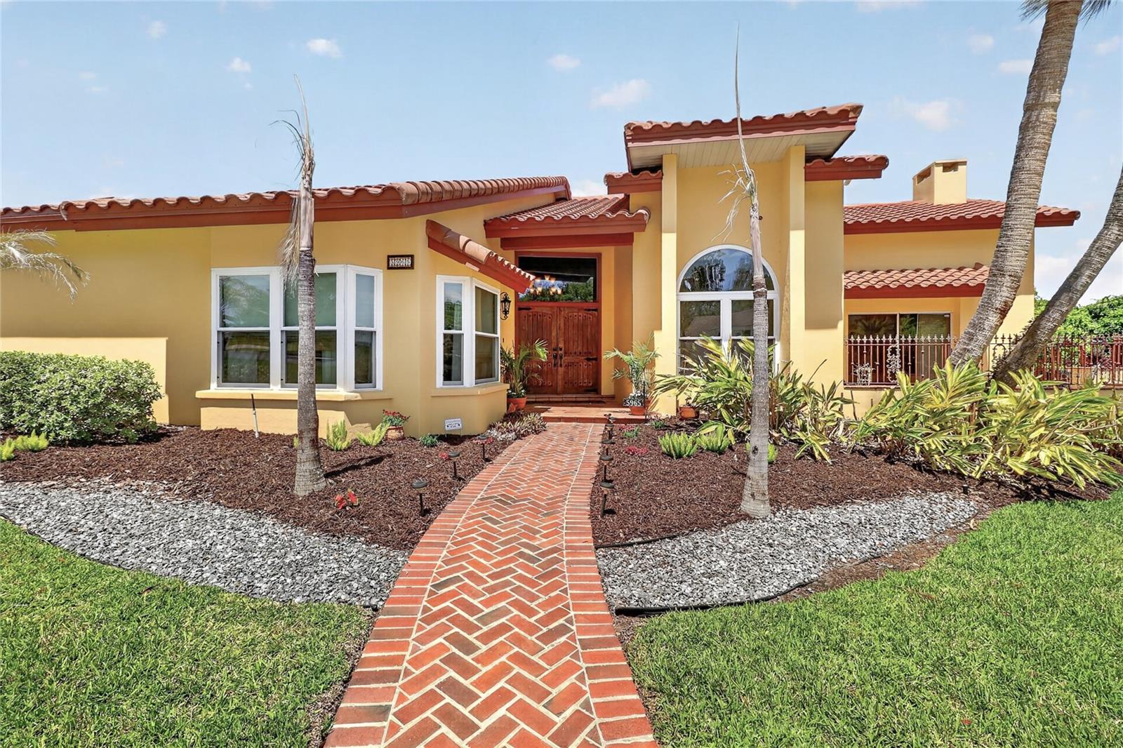 Image 9 of 84 For 5965 Pier Place Drive