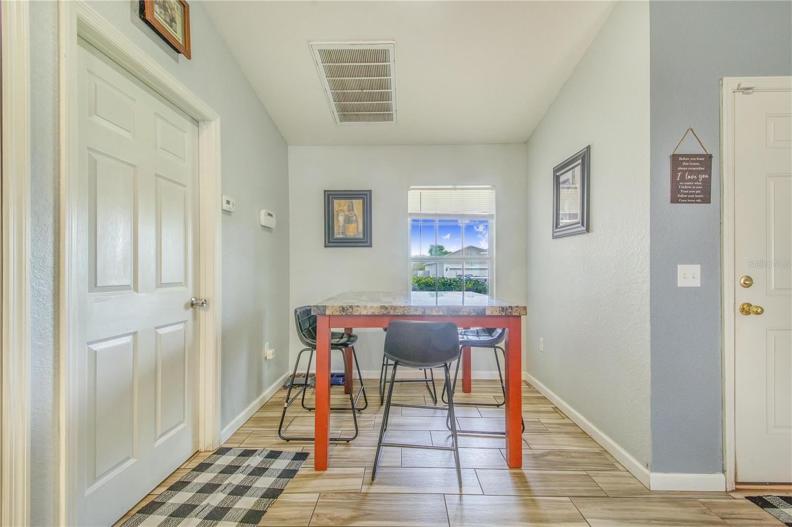 Image 14 of 41 For 1729 Pebble Beach Street