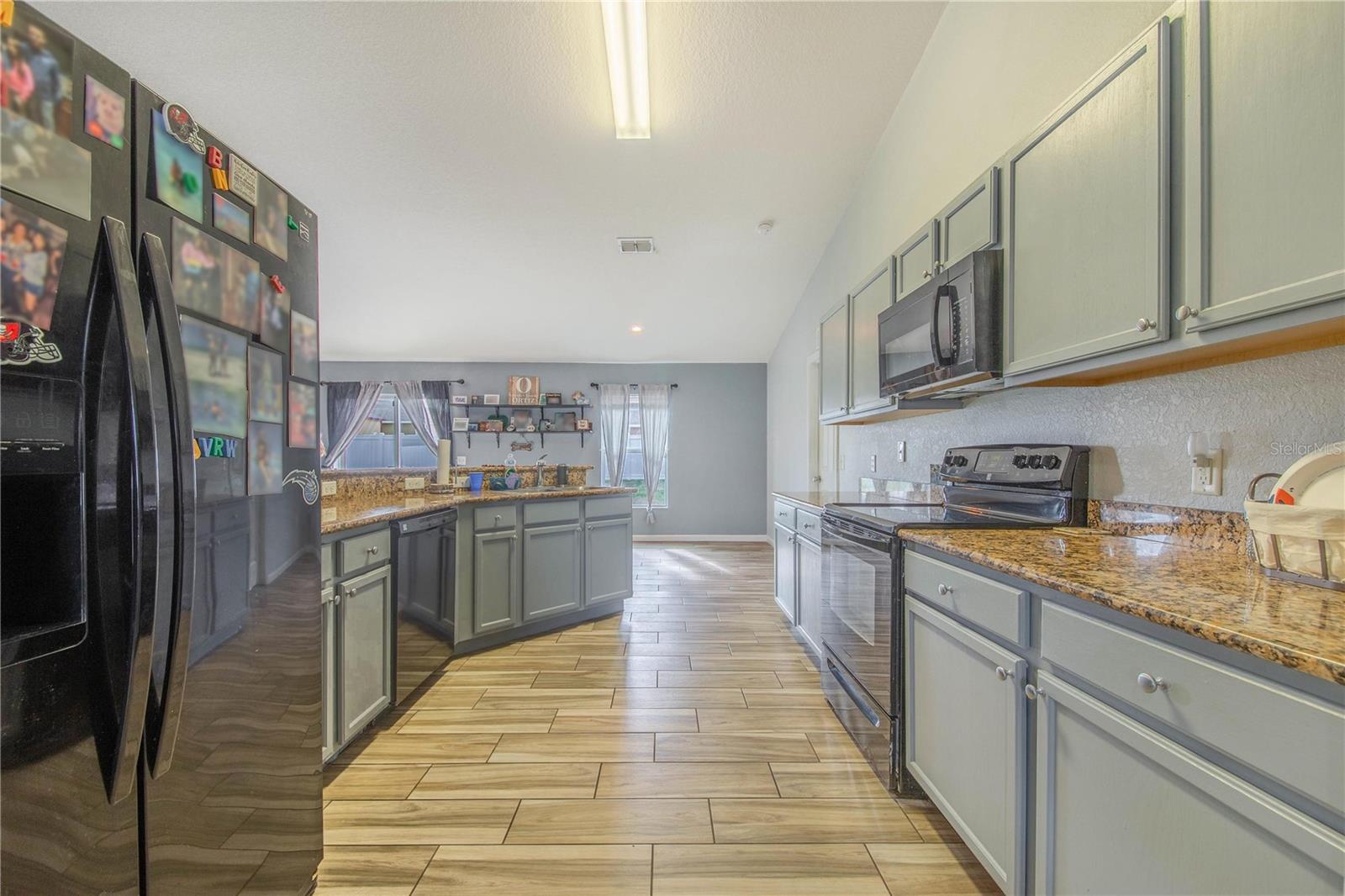 Image 15 of 41 For 1729 Pebble Beach Street