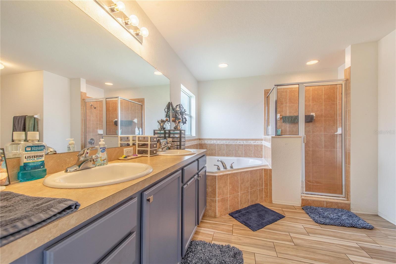 Image 19 of 41 For 1729 Pebble Beach Street